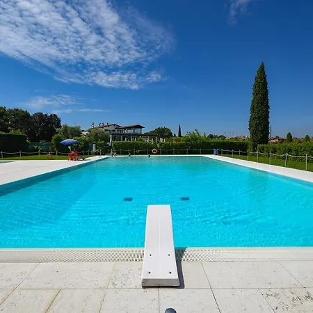 公寓 Sirmione Beach Apartment 西尔米奥奈