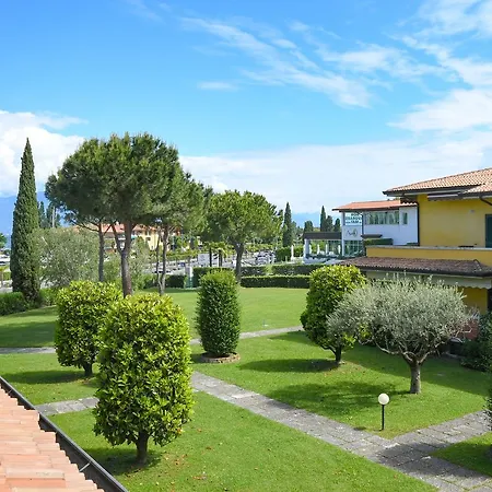公寓 Sirmione Beach Apartment 西尔米奥奈