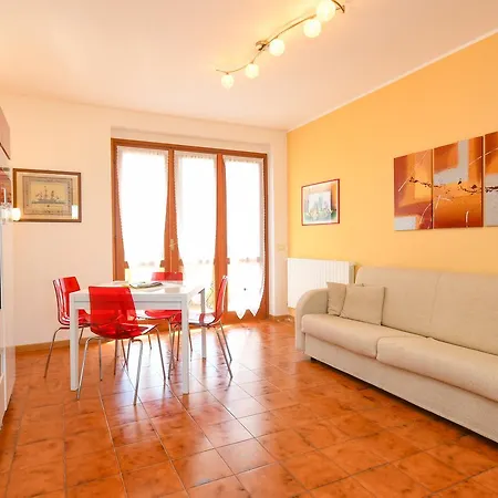 公寓 Sirmione Beach Apartment 西尔米奥奈