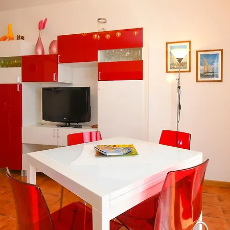 公寓 Sirmione Beach Apartment *